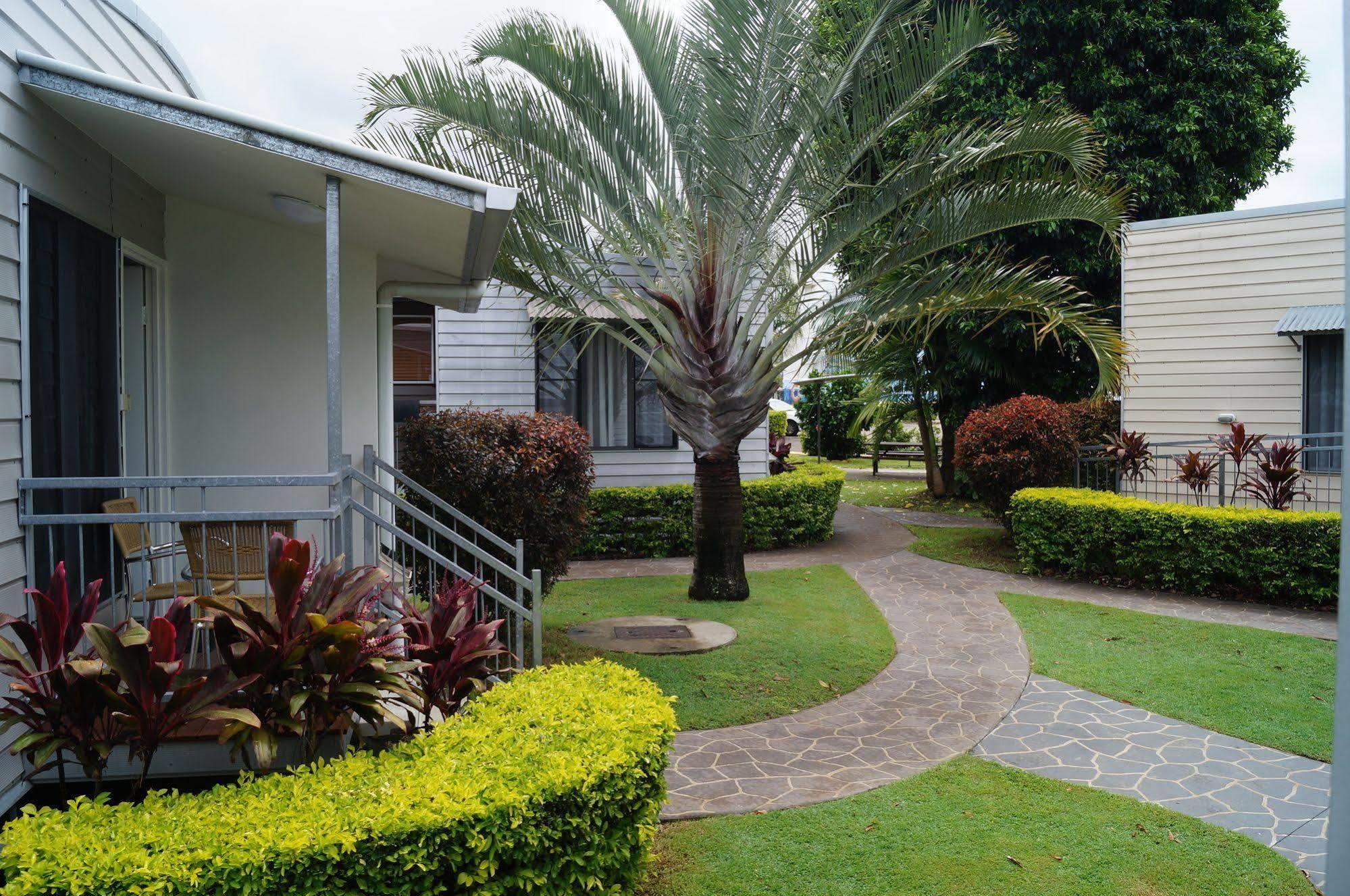 Tin Can Bay'S Sleepy Lagoon Motel Eksteriør bilde